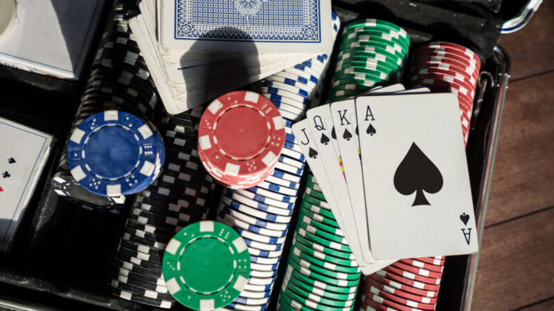 Comment choisir la meilleure salle de poker en ligne sur Titan Online Poker ?